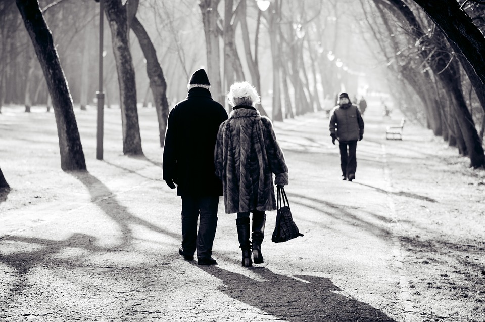 Take a Walk! Five Major Benefits for Seniors